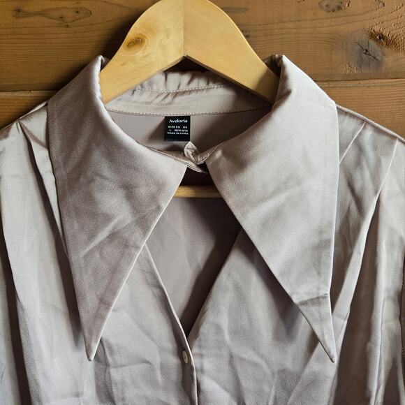 Aveloria Long Sleeve Blouse Hollow Open Front Oversized Collar Champagne L 8/10 - Picture 5 of 6